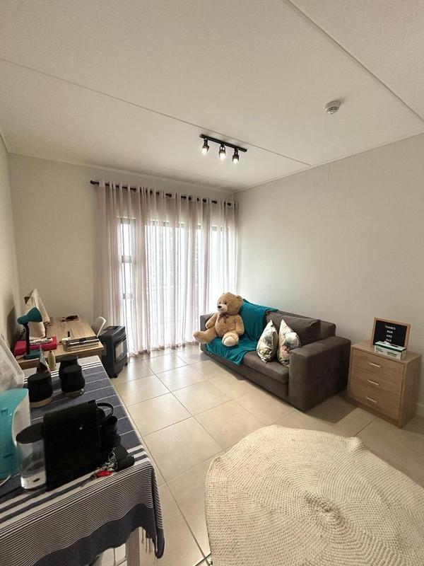 To Let 1 Bedroom Property for Rent in The Huntsman Western Cape